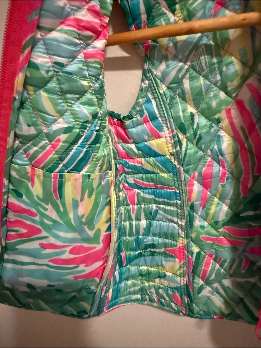 Lilly Pulitzer Girls Pink Quilted Puffer Vest Preppy Palm Floral Trim XS 2-3